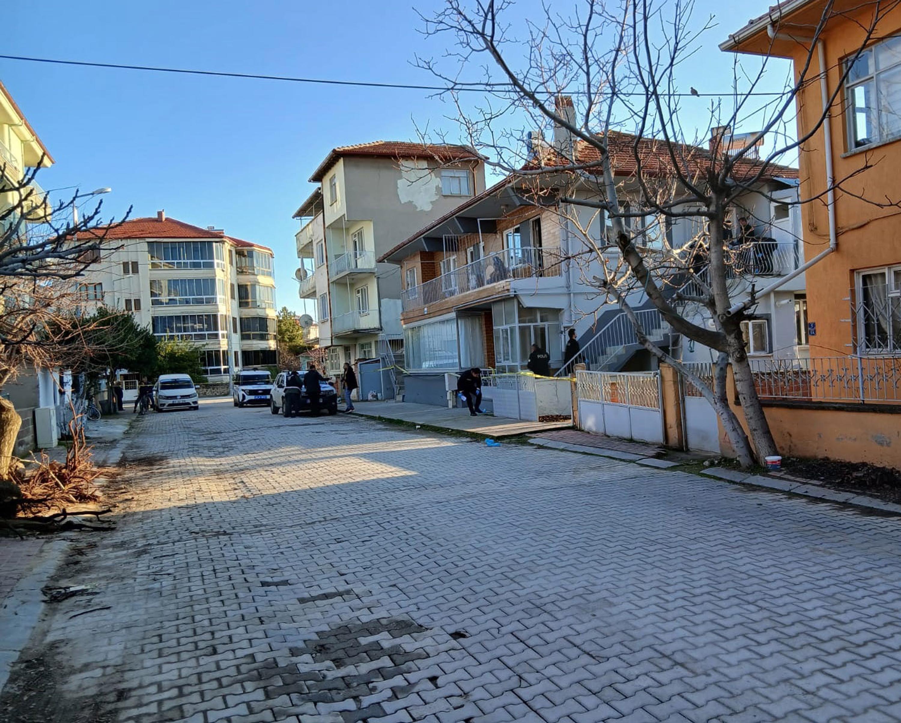 denizlideki vahsette katil 50 metre uzakta cikti uc bilezik icin oldurmus cesedi cuvalda bulunmustu mwgwO6jQ