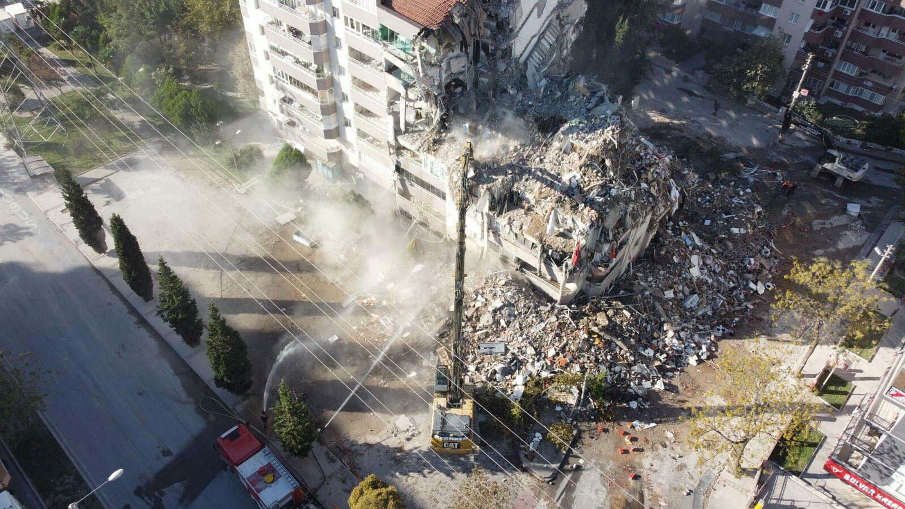 deprem uzmani asil tehlikeye dikkat cekti istanbuldan daha riskli diyerek o ili isaret etti