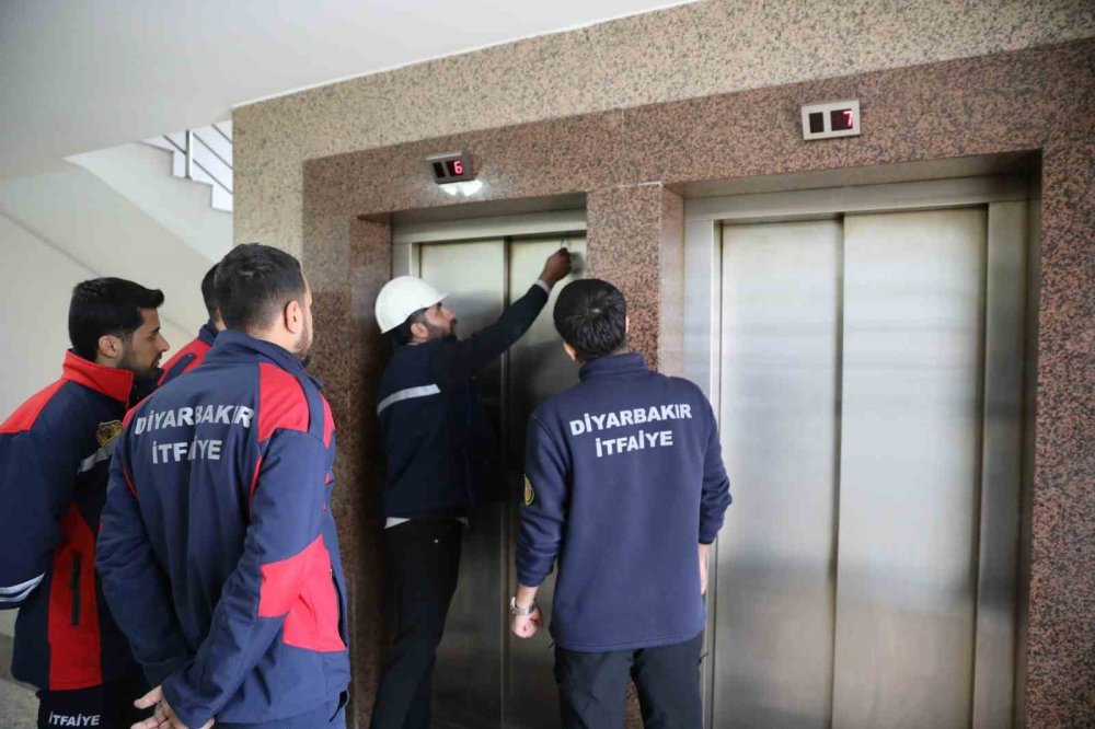 diyarbakirda itfaiye erlerine asansor egitimi 2 FnEt3BPK