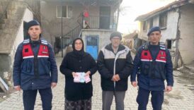 dolandiricilara kaptirdigi 181 bin lirasini jandarma kurtardi iBHBEOfI