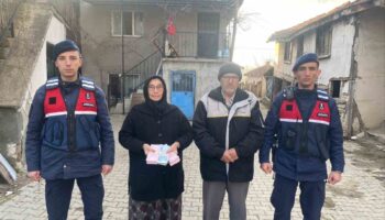 dolandiricilara kaptirdigi 181 bin lirasini jandarma kurtardi iBHBEOfI