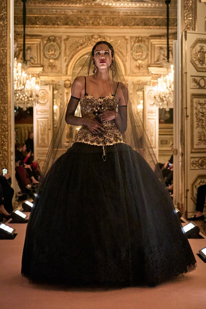 dolcegabbana moda dunyasini buyuledi 0 pjls4CDI