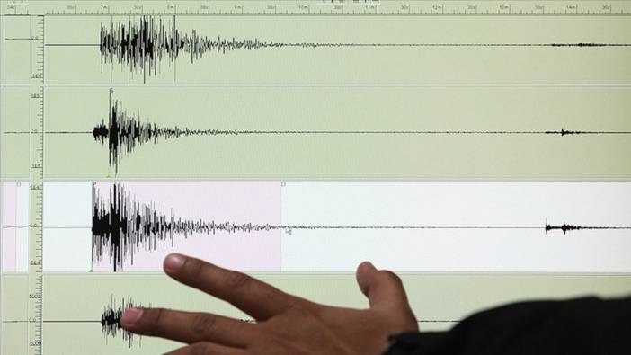 ege denizinde korkutan durum depremler durmuyor 47 buyuklugunde bir deprem daha 0 L2K32KNm