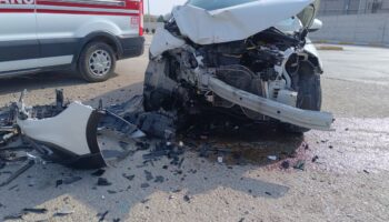 elazigda ambulans kaza yapti 8ekpaVZf