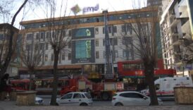 elazigda korkutan yangin ogrenciler tahliye edildi 31E8J6qg
