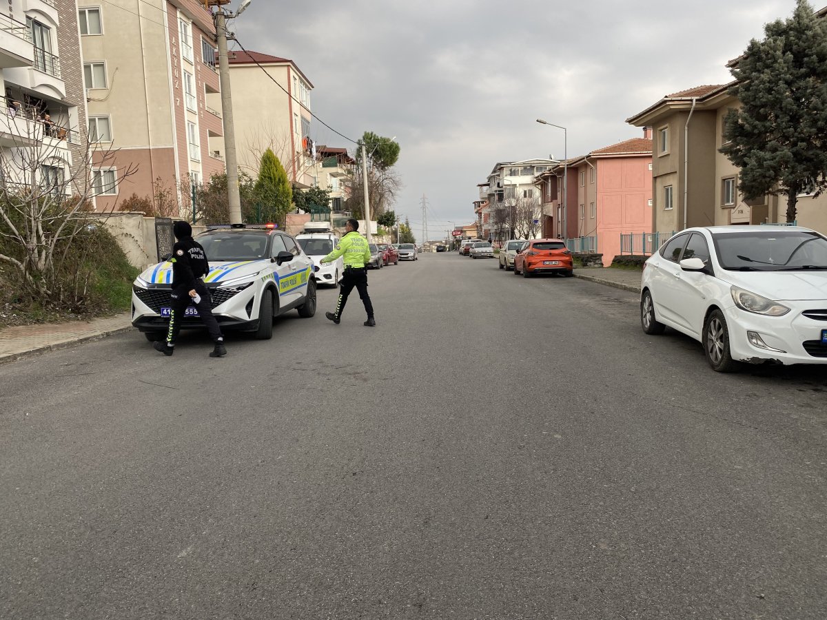 eski kocasi tarafindan sokak ortasinda defalarca bicaklandi 2 XPGPOGdO