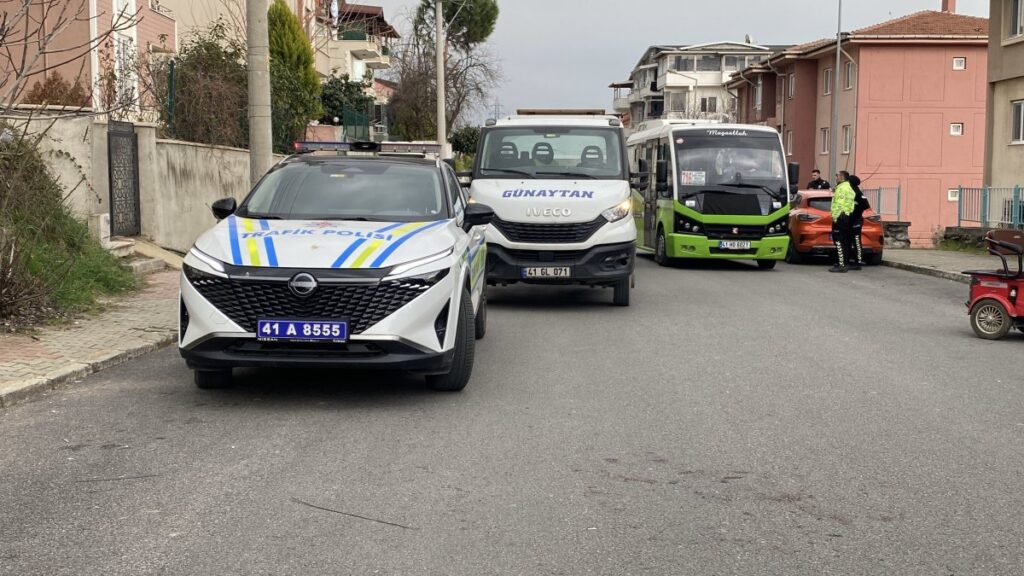 eski kocasi tarafindan sokak ortasinda defalarca bicaklandi 7SXZa7hG