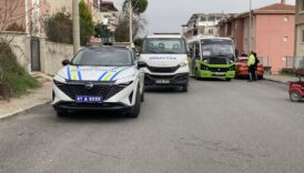 eski kocasi tarafindan sokak ortasinda defalarca bicaklandi 7SXZa7hG