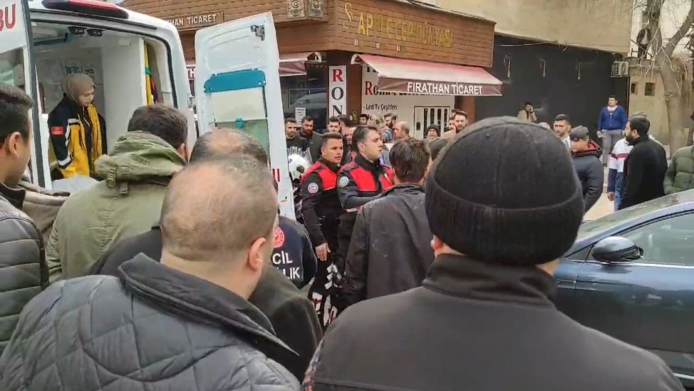 esnafin tartismasinda kan akti 9 kisi yaralandi 1 UvgZljhj
