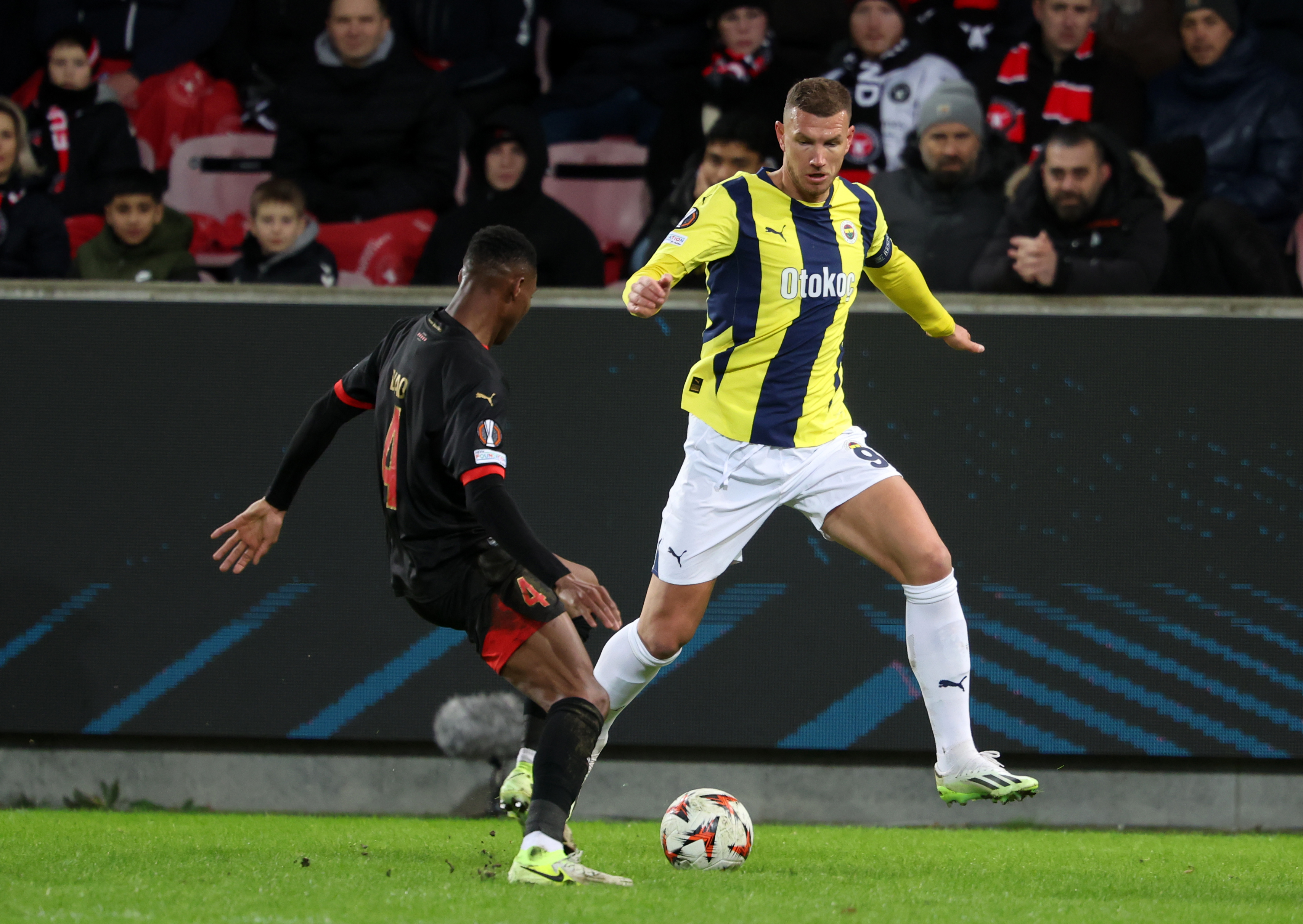 fenerbahcenin hatalarini tek tek siraladilar mourinho gecmisten ders almadi 1 GHPVKbiR