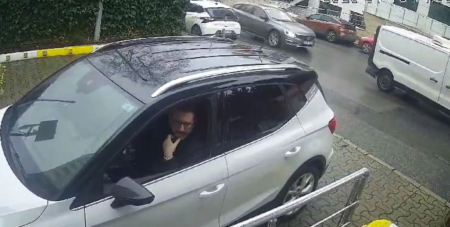 film gibi kacista baklava kutusu detayi ozel sinir kapisindan gectiler 5 bA5pMOfL