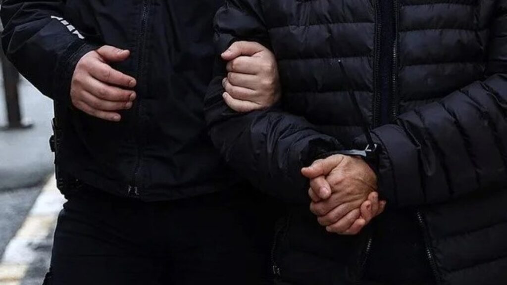 firari feto hukumlusu kiskivrak yakalandi pzSzdp9K