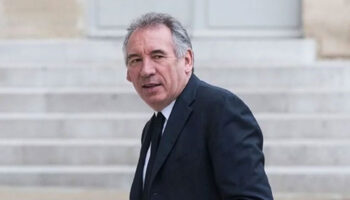fransa 2025 butcesini oylamaya sunmadan gecirecek nWwmb1pd