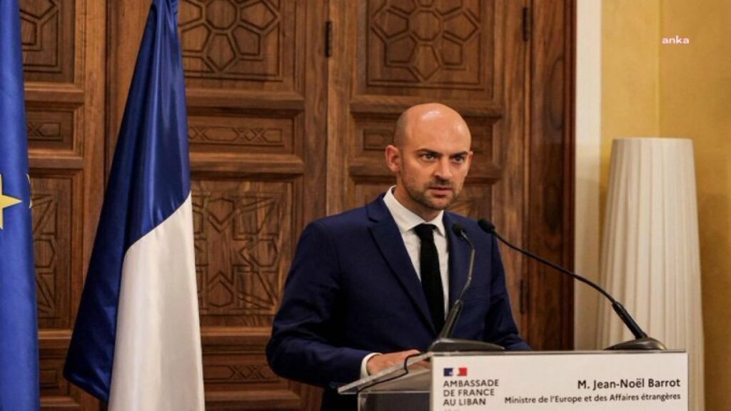 fransa disisleri bakani pariste duzenlenecek suriye toplantisina suriyeli kurtlerden temsilcilerin katilacagini acikladi CmEdebrQ
