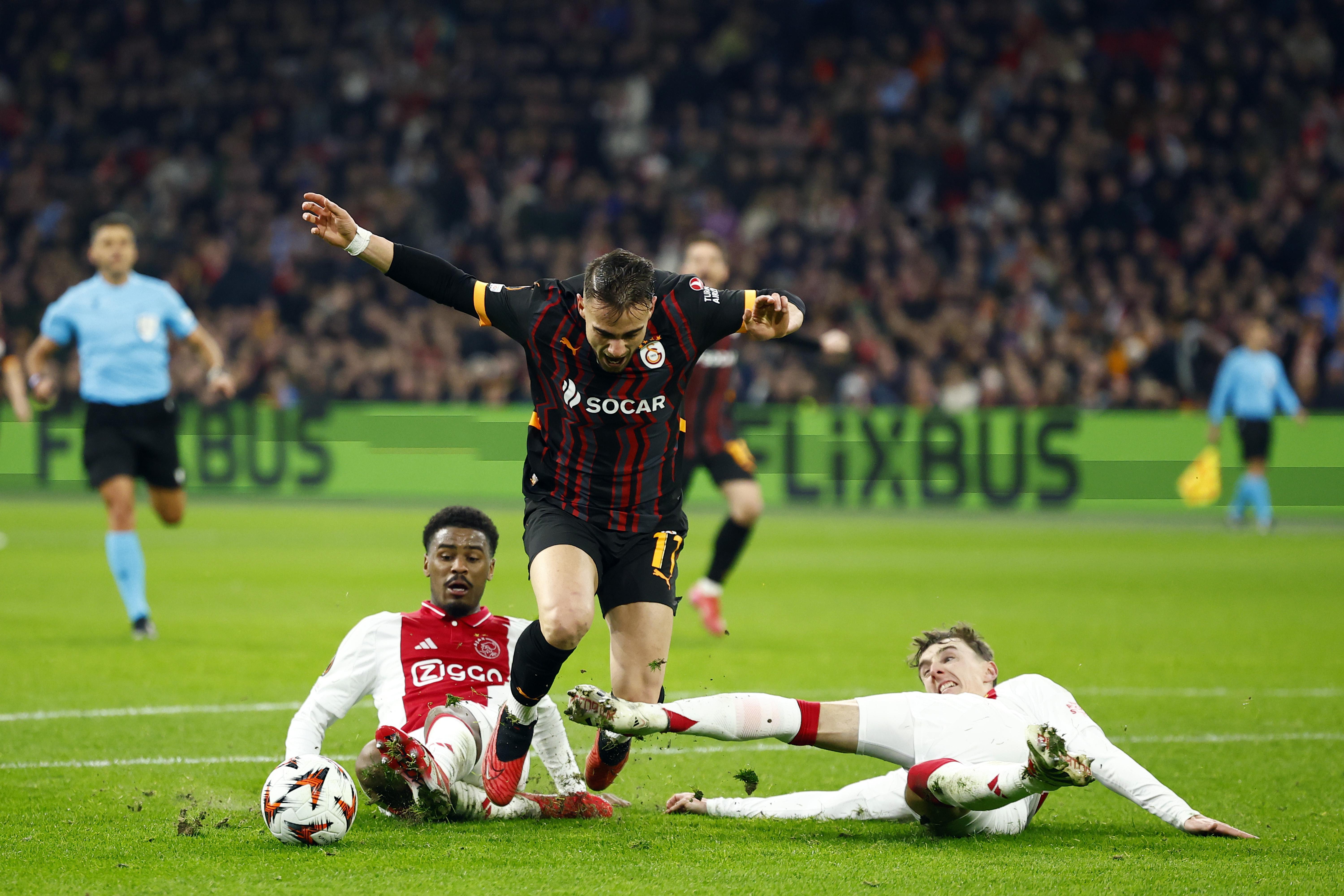 galatasaray 2 sezondur ayni kaderi yasiyor enteresan gercekten 2 dO2A8hZH