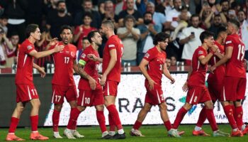 galatasaraydan surpriz transfer hamlesi milli yildiz hedefte RdT4HshW
