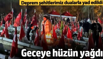geceye huzun yagdi ikinci yilinda deprem sehitlerimiz dualarla yad edildi qiFjFUvc