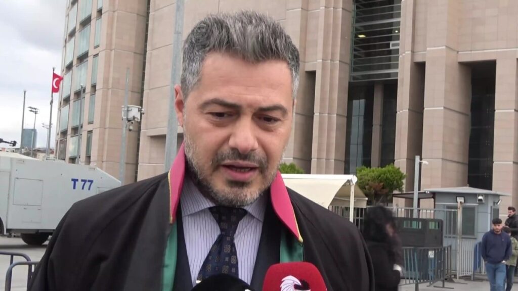 gorev yaptigi okulda oldurulen ibrahim oktuganin esinden carpici aciklama sehit dediler sehitligi verilmedi bunu Zg6bOxng