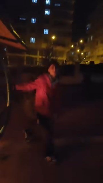 goruntuleri sosyal medyadan paylasmisti polis o 3 genci ariyor 2 6GIsrd4X
