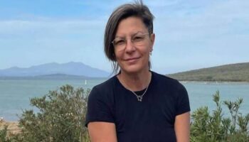 gulcin aksoyun anisina anlamli sergi Lx4UK55h