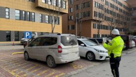 hatali arac park eden 241 surucuye ceza yagdi DNUX3KlE