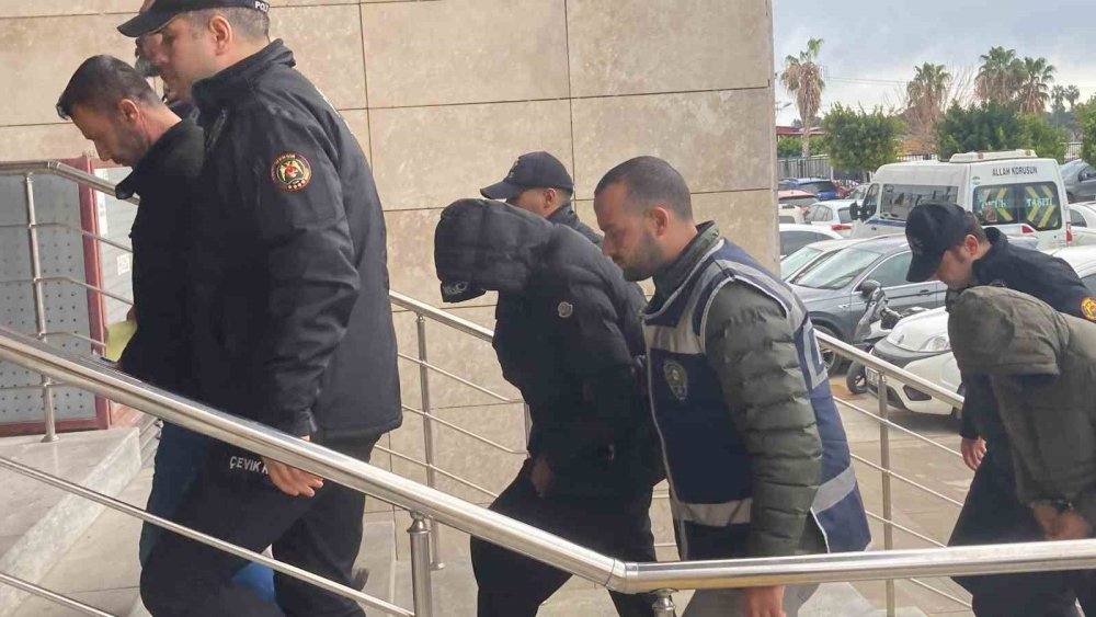 is yerlerini kursunlayip harac aliyorlardi kaplanlar cetesine polis darbesi 3 44R23JX1