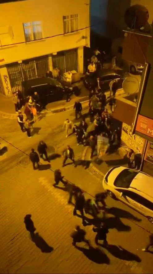 istanbulda asker eglencesi meydan savasina donustu 1 pCWE5zO7