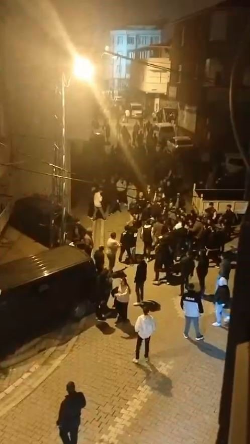 istanbulda asker eglencesi meydan savasina donustu 2 6REH1IgY