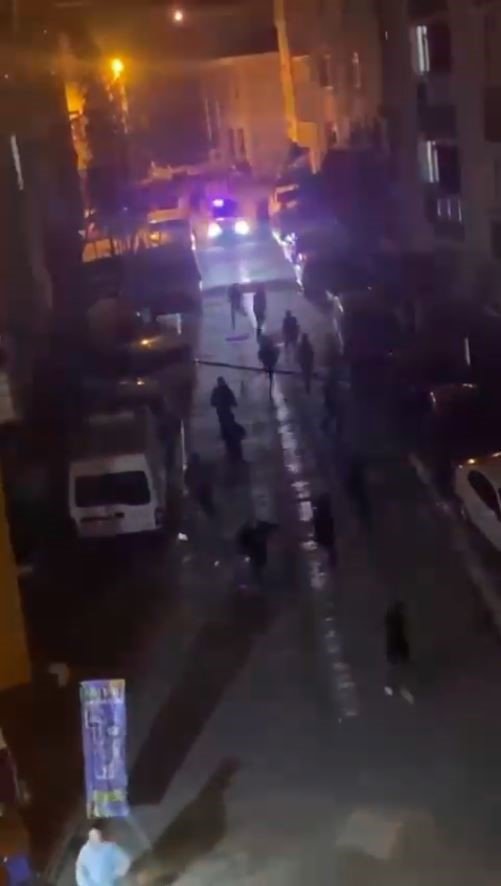 istanbulda asker eglencesi meydan savasina donustu 4 JUXeh6sP