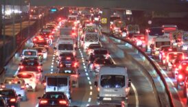 istanbulda okullarin acilmasiyla trafik yogunlugu artti 63Yd3Yi9
