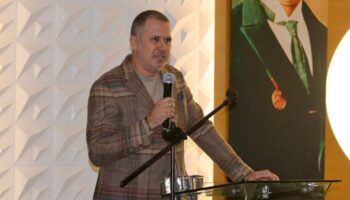 istifanin esiginden donen karsiyaka baskani konustu secimde neden aday oldugunu acikladi xvzR8ehJ