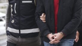izmir merkezli feto operasyonu tutuklamalar var mOhkGY25