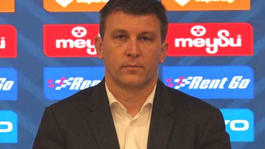 jakirovic trabzonspor kalecisi macin adami k6cI3bvi
