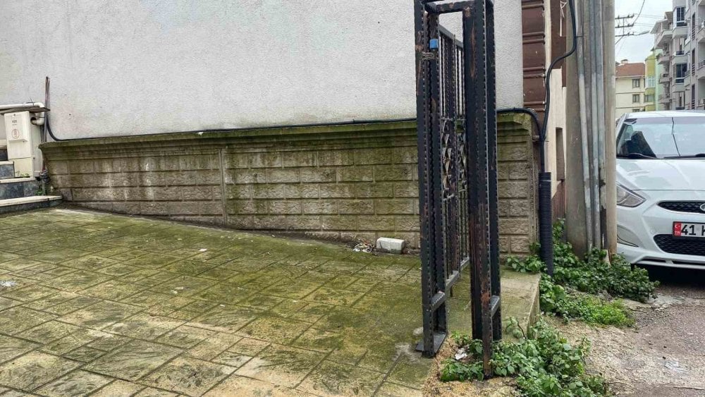 kahreden olay 25 gunluk bebek sokakta bulundu 0 HZUCDmRB