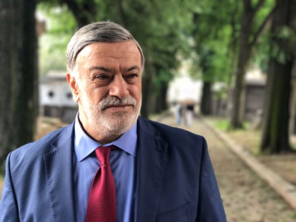 kahtali mice hasta yatagindan paylasti son hali hayranlarini korkuttu 0 hrkEXuvn