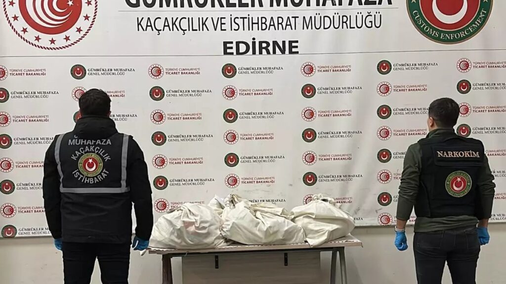 kapikulede zehir tacirlerine dev operasyon 67 kilo ele gecirildi vNXu4qS7
