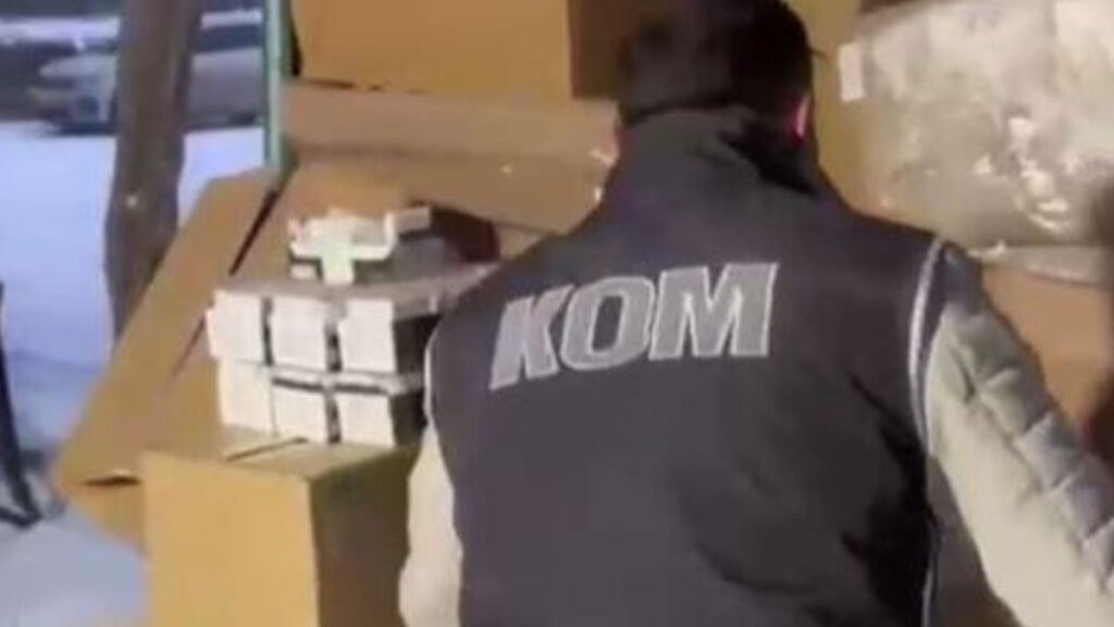 kayseride 209 bin 400 makaron ele gecirildi LuuDXeFu