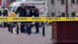 kediden korkarak camin uzerine dusen genc yaralandi QROK3r9l