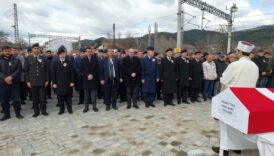 kibris gazisi yanarak can verdi bWZvrTHE