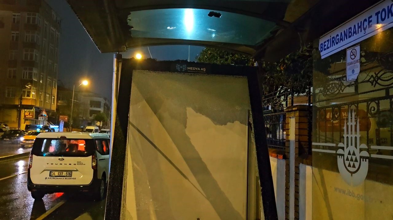 kiz meselesi yuzunden silahlar ateslendi 3 RwHi9YuU