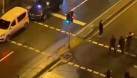 kiz meselesi yuzunden silahlar ateslendi wJUBrYnr