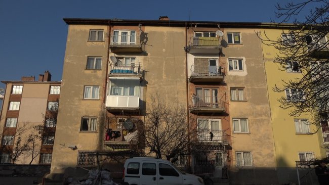 konyada 5 katli binada cokme riski 2 wsvUgjbe