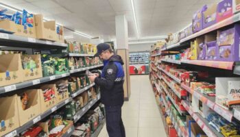 korfez zabitasindan raf ve etiket denetimi ckyJP9MW