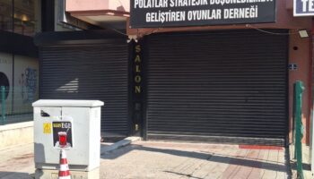 kumar icin borc vermeyen akrabasini oldurdu LRkxzQxj