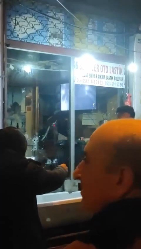 lastik dukkaninda dehset anlari husumetlisini kursun yagmuruna tuttu 1
