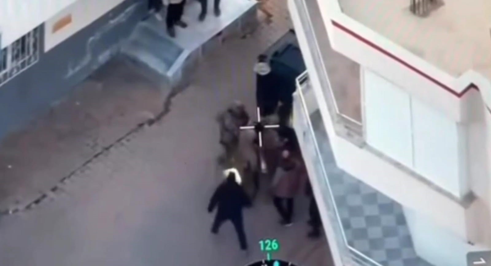 liseli genclerin katil zanlisi gizli odada yakalandi 0 b6JqMH2k