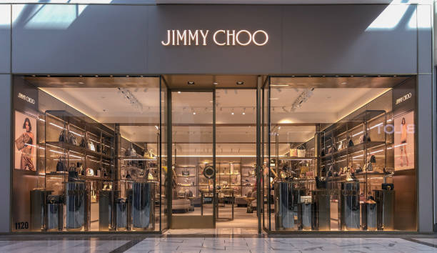luks devi buyuk batti versace ve jimmy choonun satisi an meselesi 1