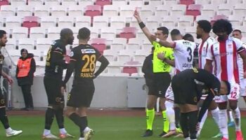 macta takim arkadasina tokat atan bahokenin cezasi aciklandi kLNJfr2T