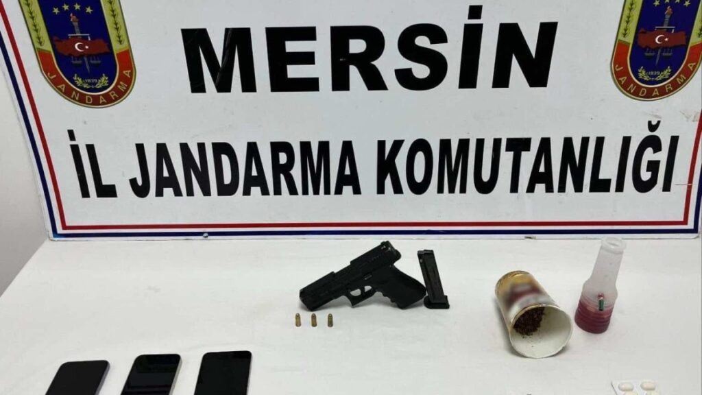 mersinde uyusturucuya 7 gozalti vdjh8GGY