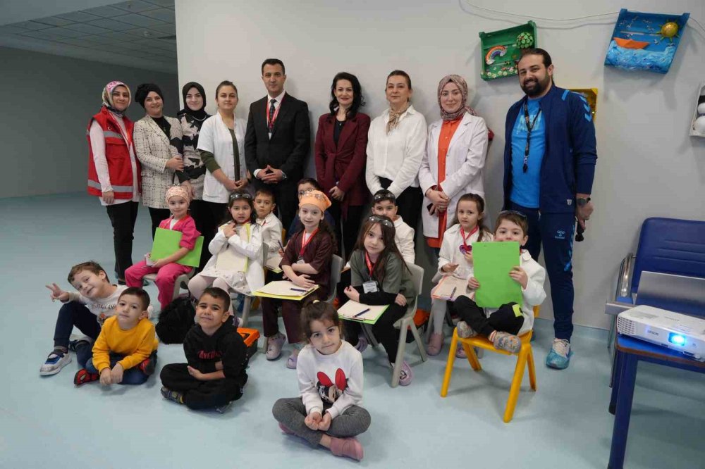 miniklerden deprem tatbikati 3 U1BpgE2z